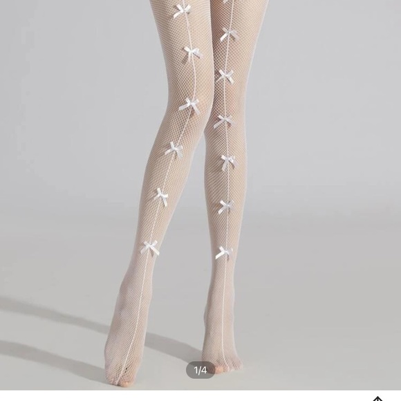 BNWT White fishnet tights with bows - Picture 4 of 4